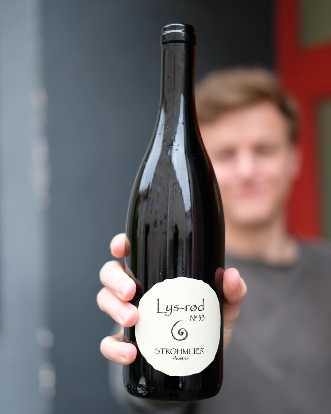 FRANZ STROHMEIER Lys-röd N°33 0,75L BIO