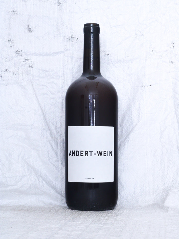 Michael & Erich Andert
Pamhogna Weiss 2022 1,5 Liter Magnum Bio Weißwein aus Österreich
