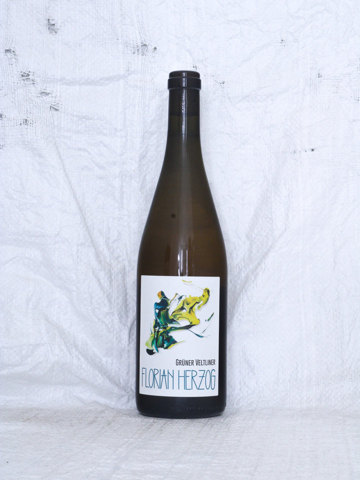 Grüner Veltliner 2025 von Florian Herzog aus dem Kremstal in Niederösterreich – Bio Naturwein, Vorderansicht der Weinflasche.