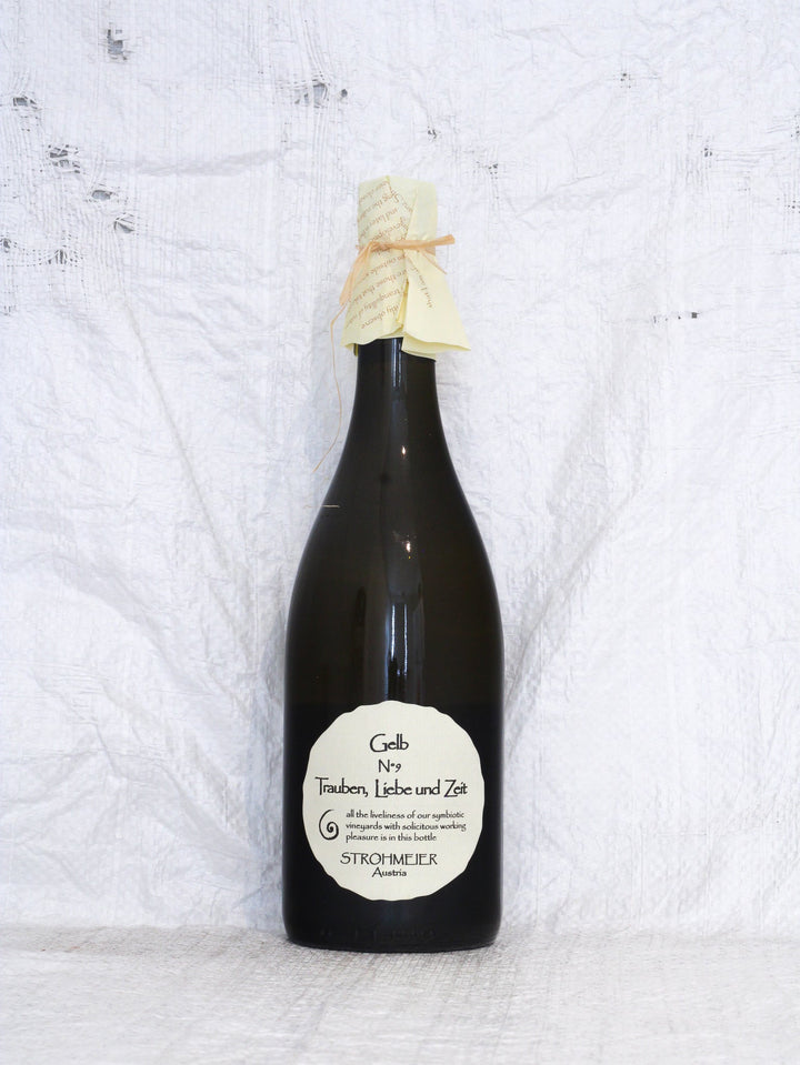 Gelb N°9 2022 0,75L Bio Wein von Franz Strohmeier