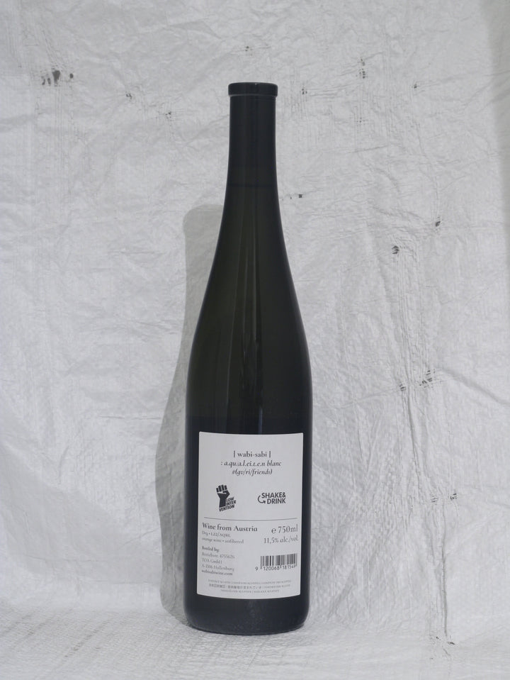 Weißwein aus Österreich von Wabi Sabi