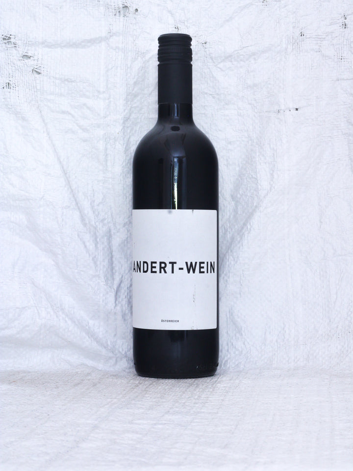 Blauer Zweigelt 2024 von Michael und Erich Andert – Bio-Rotwein aus dem Burgenland.