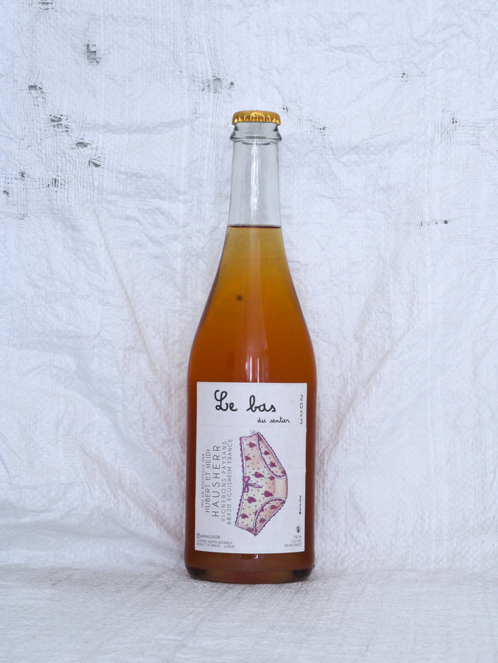 Heidi & Hubert Hausherr
La bas du Sentier 2023 Bio Weißwein aus Frankreich. Biodynamischer Wein, Demeter.
