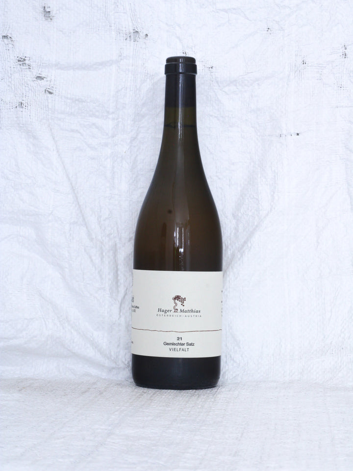 Matthias Hager
Gemischter Satz Vielfalt 2021 Bio Weißwein aus Österreich -Biodynamischer Wein, Demeter.