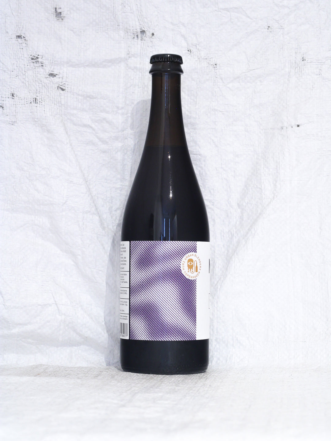 Muri Drinks Fade to Black Alkoholfreier Blend aus Dänemark - Prickelndes Cuvée aus fermentierten roten Johannisbeeren, Kamillenkefir, Feigenblatt und Kiefernnadelkwas
