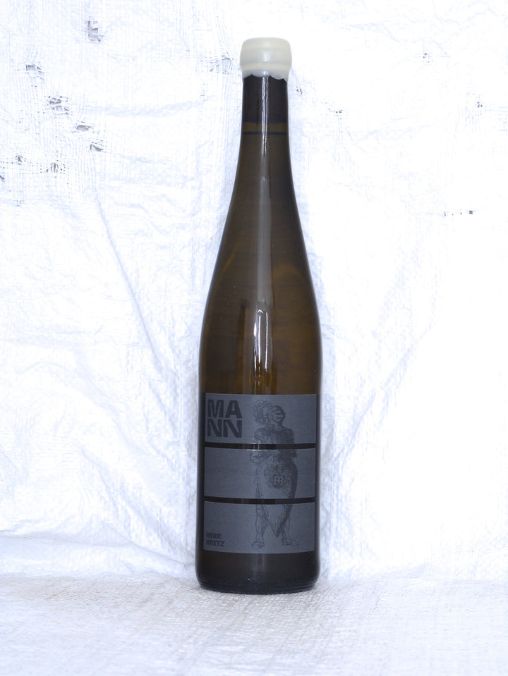 Riesling Herr Kretz 2022 von Andi Mann – Bio Riesling aus Rheinhessen in Deutschland mit Vorderetikett.