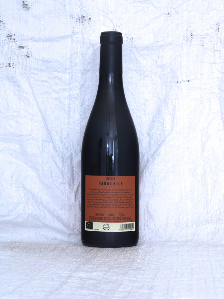 Weingut Anita und Hans Nittnaus
Pannobile 2021 Bio Rotwein aus Österreich