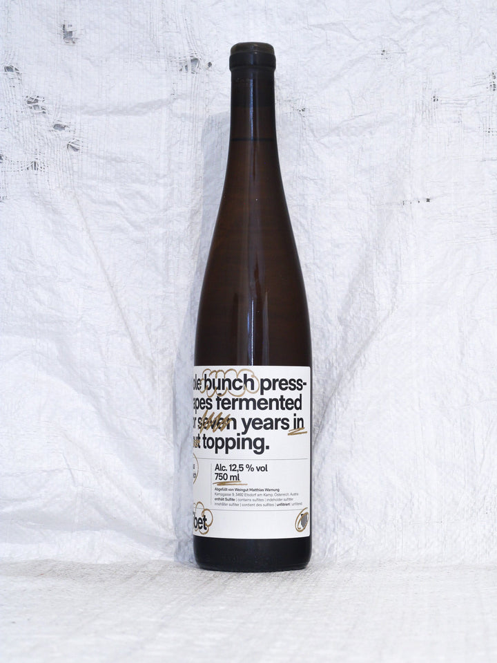 Wild Bunch 7 Years In Tibet 2015 0,75L Wein von Matthias Warnung aus Niederösterreich Flasche Seitenansicht